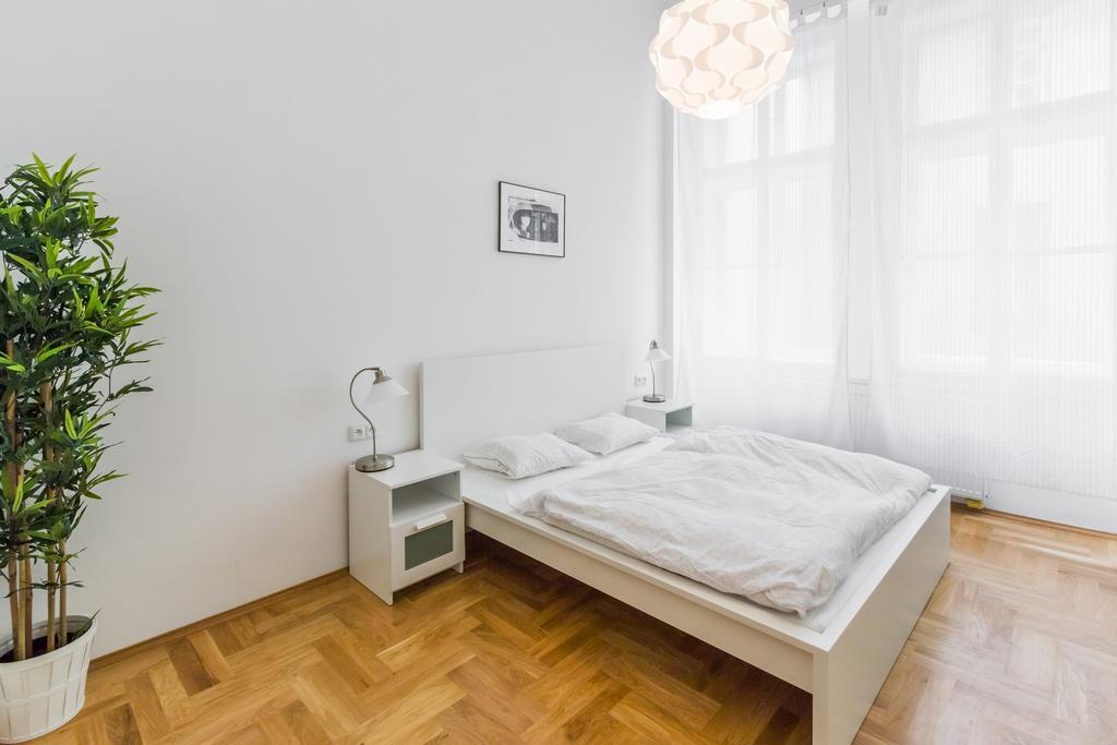 Apartment Jindrisska Praga Exterior foto